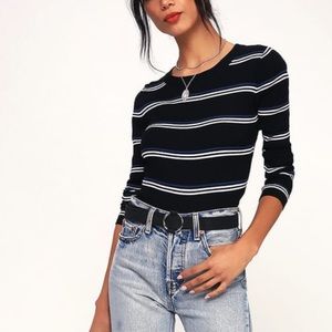 DAPHNIE BLACK STRIPED CROPPED SWEATER TOP